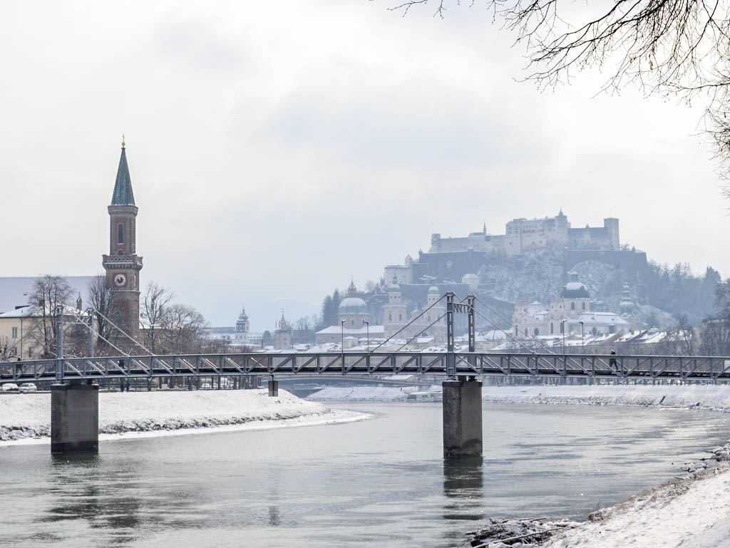 Salzburg Altstadt im Winter